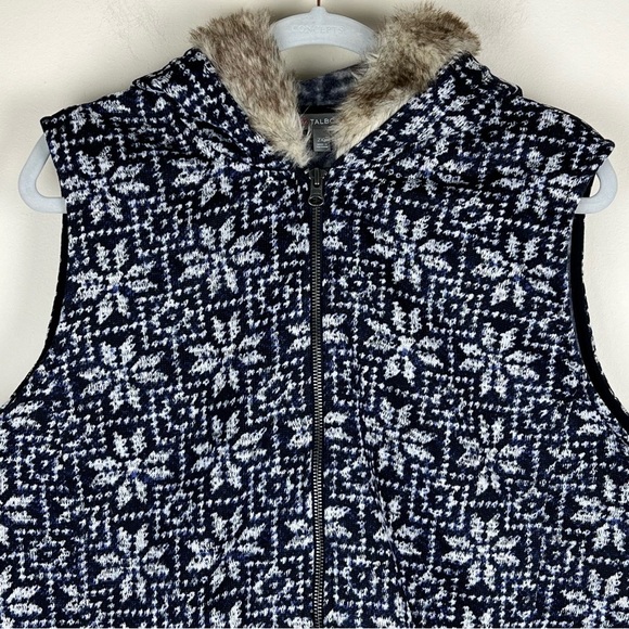 Talbots | Snowflake Print Faux Fur Trim Hooded Sweater Fleece Vest Navy | 2X P - Picture 2 of 8